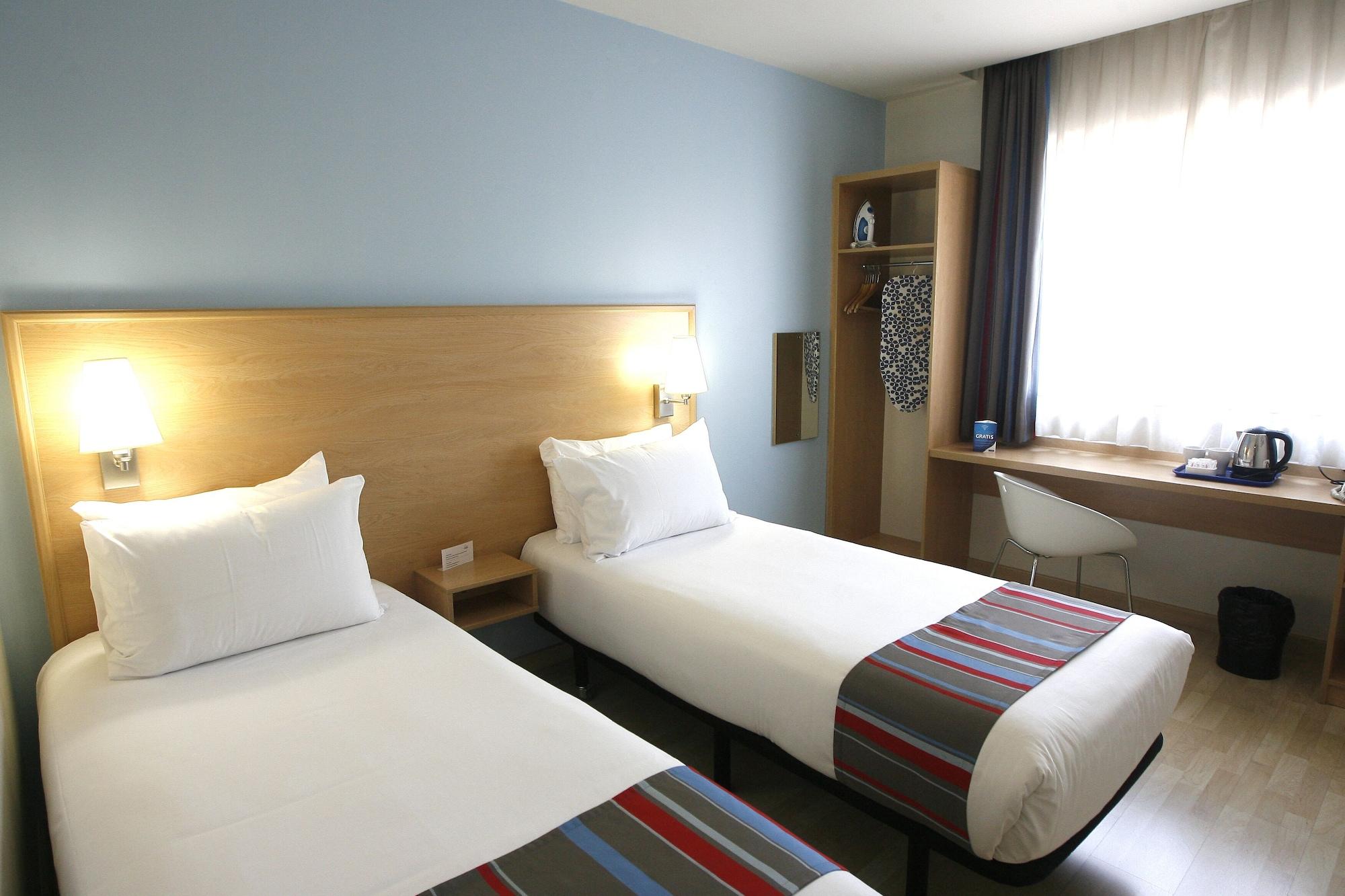 Travelodge Madrid Metropolitano Εξωτερικό φωτογραφία